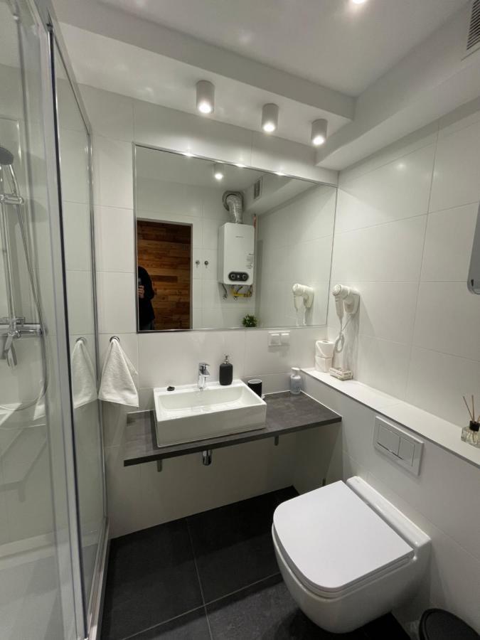 Przystanek Katowice Aleja Korfantego 8 Apartman Kültér fotó